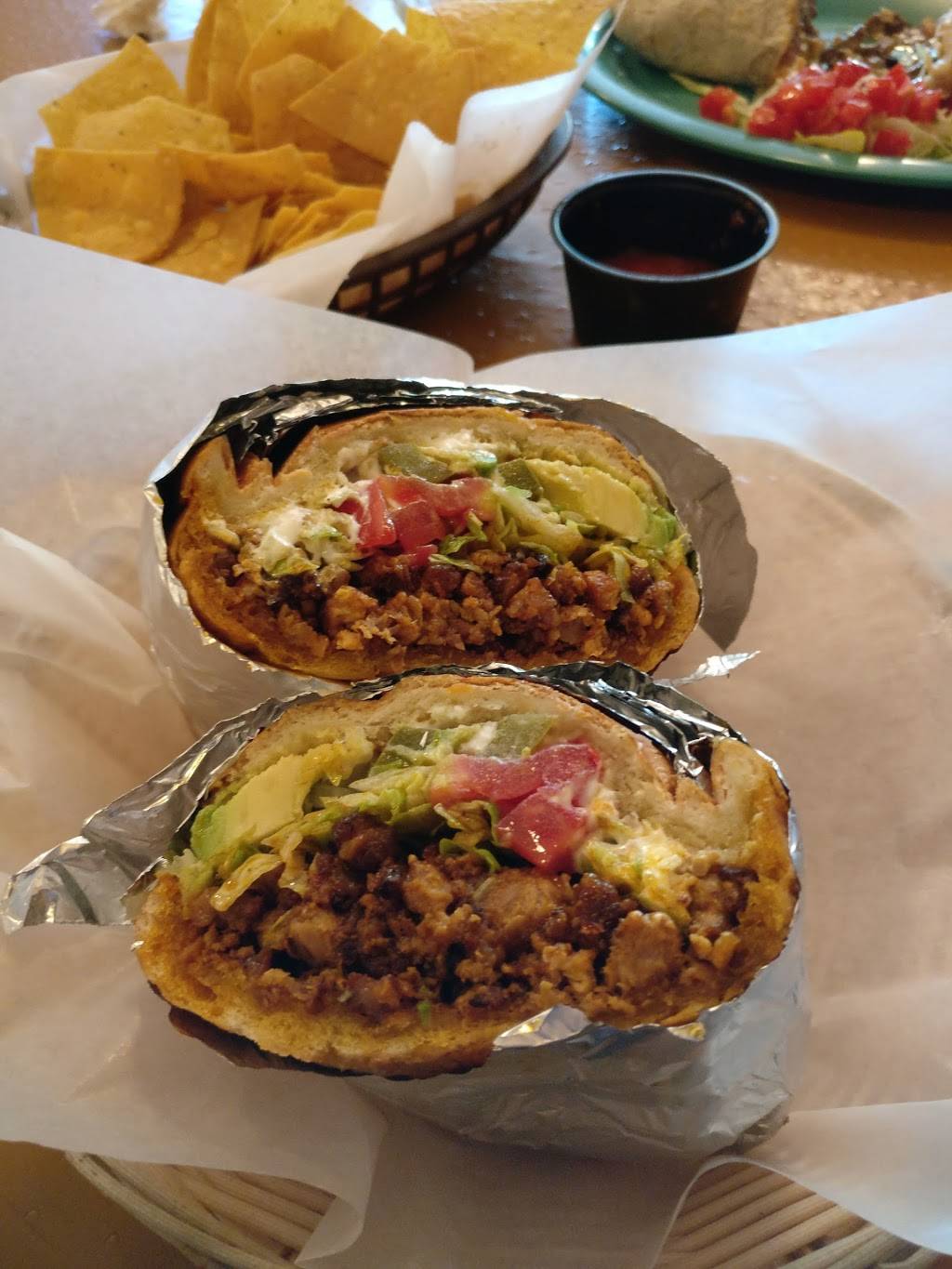 Chuys Taqueria | restaurant | 208 Railroad Ave, Winters, CA 95694, USA | 5307959811 OR +1 530-795-9811