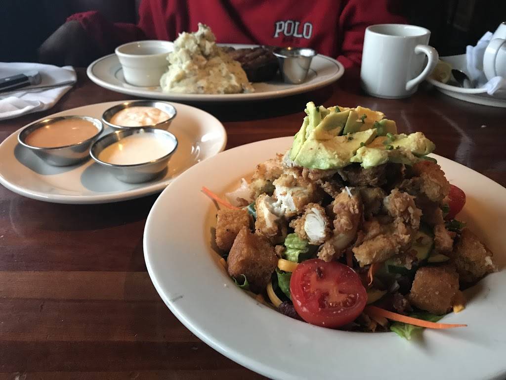 J. Alexanders Redlands Grill | restaurant | 2670 N Germantown Pkwy, Memphis, TN 38133, USA | 9013819670 OR +1 901-381-9670