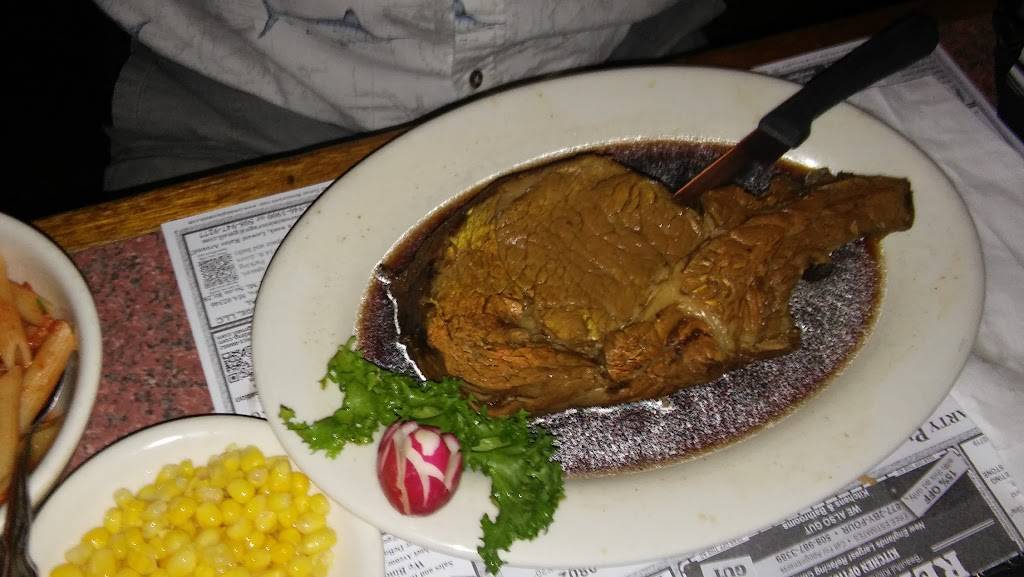 The Nephews | restaurant | 2 Crossroad Dr, East Freetown, MA 02717, USA | 5087634405 OR +1 508-763-4405