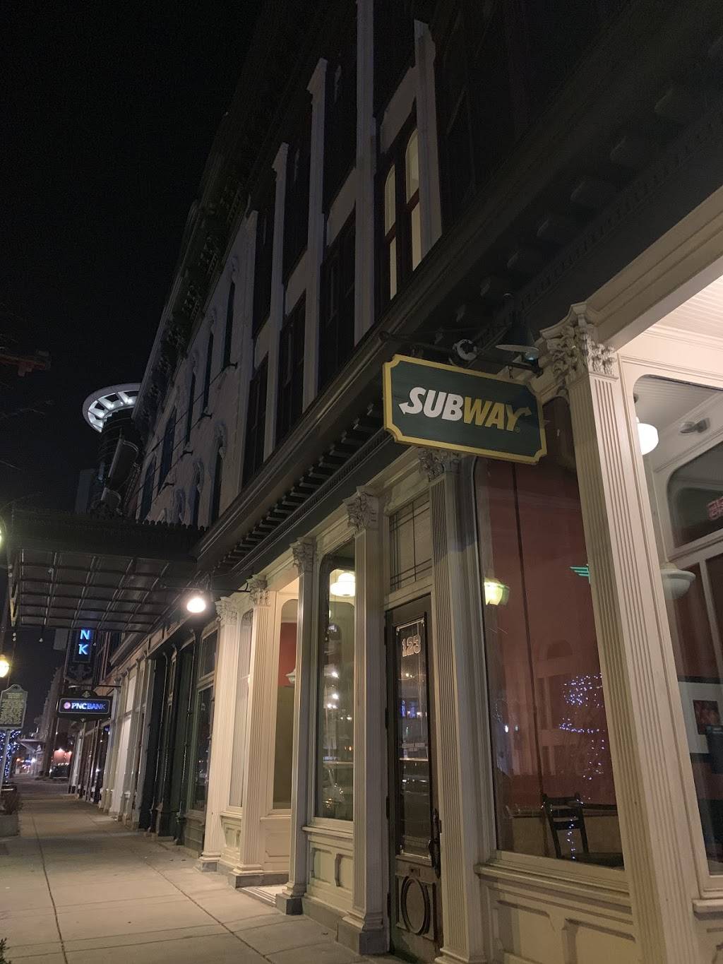 Subway | restaurant | 125 E Michigan Ave, Kalamazoo, MI 49007, USA | 2693455845 OR +1 269-345-5845