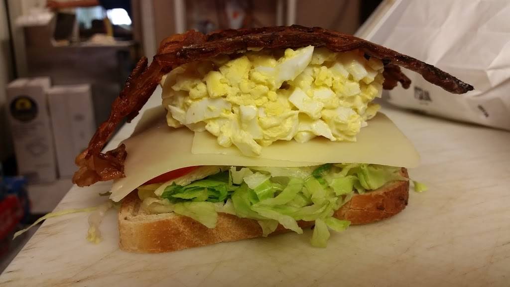 Katy Grill and Deli | restaurant | 887 Broadway, Bayonne, NJ 07002, USA | 2014552437 OR +1 201-455-2437