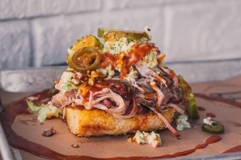 4 Rivers Smokehouse | restaurant | 1817 Thomasville Rd #100, Tallahassee, FL 32303, USA | 8444748377 OR +1 844-474-8377