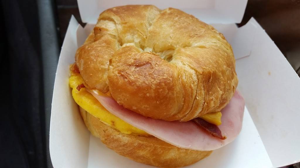 Jack in the Box | restaurant | 7110 Camino Arroyo, Gilroy, CA 95020, USA | 4088478131 OR +1 408-847-8131