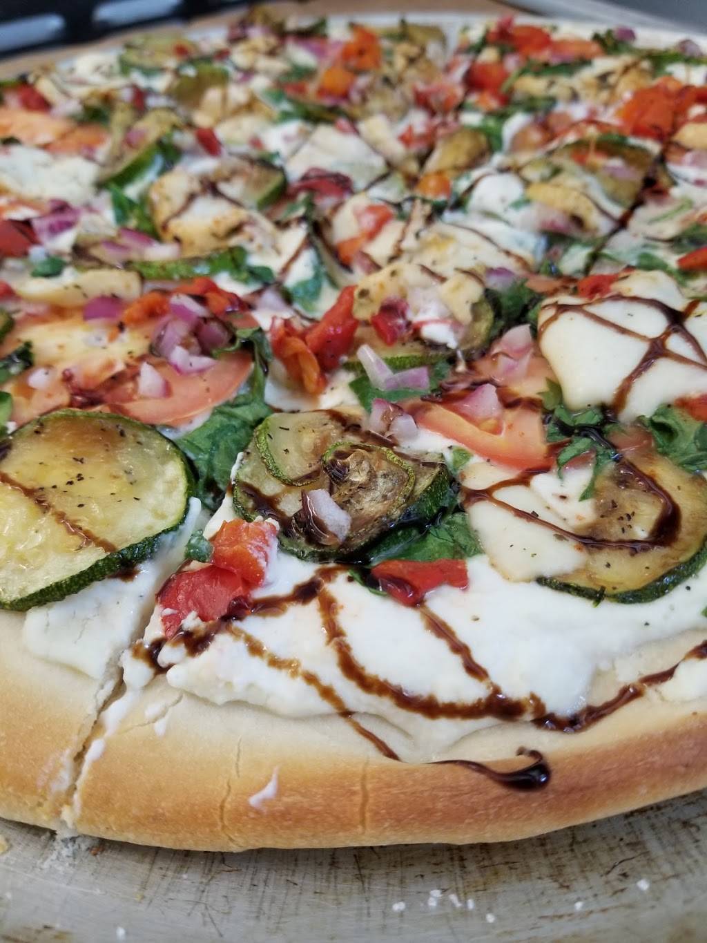 Helenas Mediterranean Cafe and Deli | restaurant | 2100 Park St, Syracuse, NY 13208, USA | 3154221358 OR +1 315-422-1358