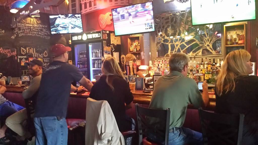 Harrys Inn the Heights | restaurant | 308 E 14th St, Elmira, NY 14903, USA | 6077340202 OR +1 607-734-0202