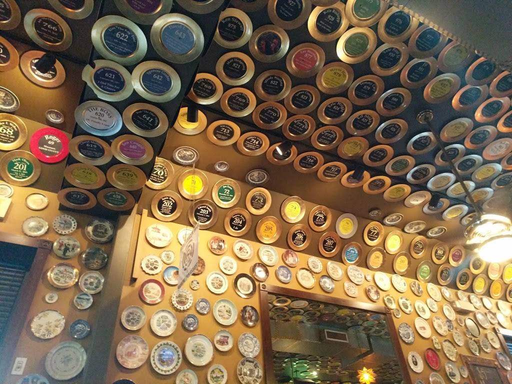 Flying Saucer Draught Emporium | restaurant | 9605 N Tryon St A, Charlotte, NC 28262, USA | 7047178179 OR +1 704-717-8179