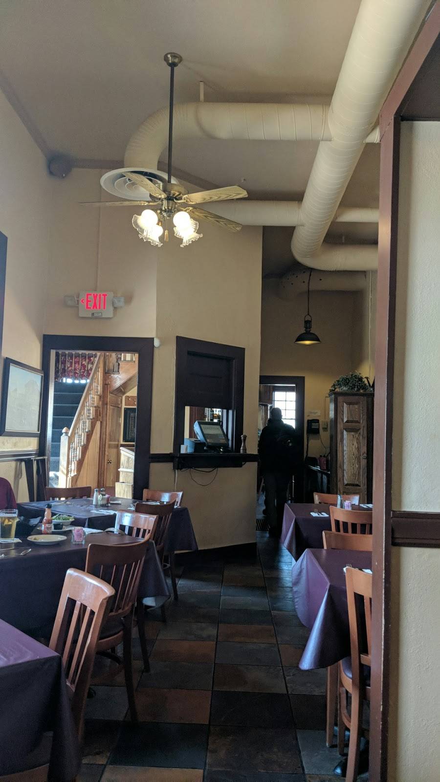 JGs Tarentum Station Grille | restaurant | 101 Station Dr, Tarentum, PA 15084, USA | 7242263301 OR +1 724-226-3301