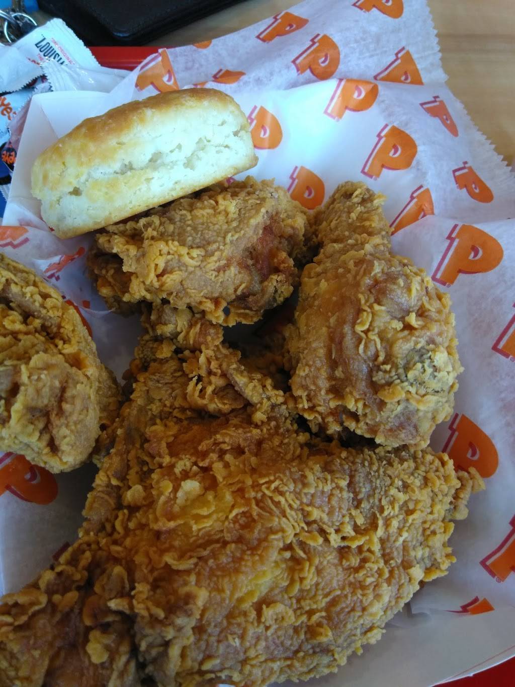 Popeyes Louisiana Kitchen | restaurant | 829 W Central Ave, Springboro, OH 45066, USA | 9375147425 OR +1 937-514-7425
