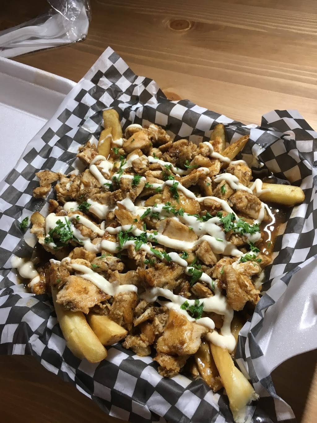 Just Chicken | restaurant | 425 Tecumseh Rd W, Windsor, ON N8X 1G6, Canada | 5199730077 OR +1 519-973-0077