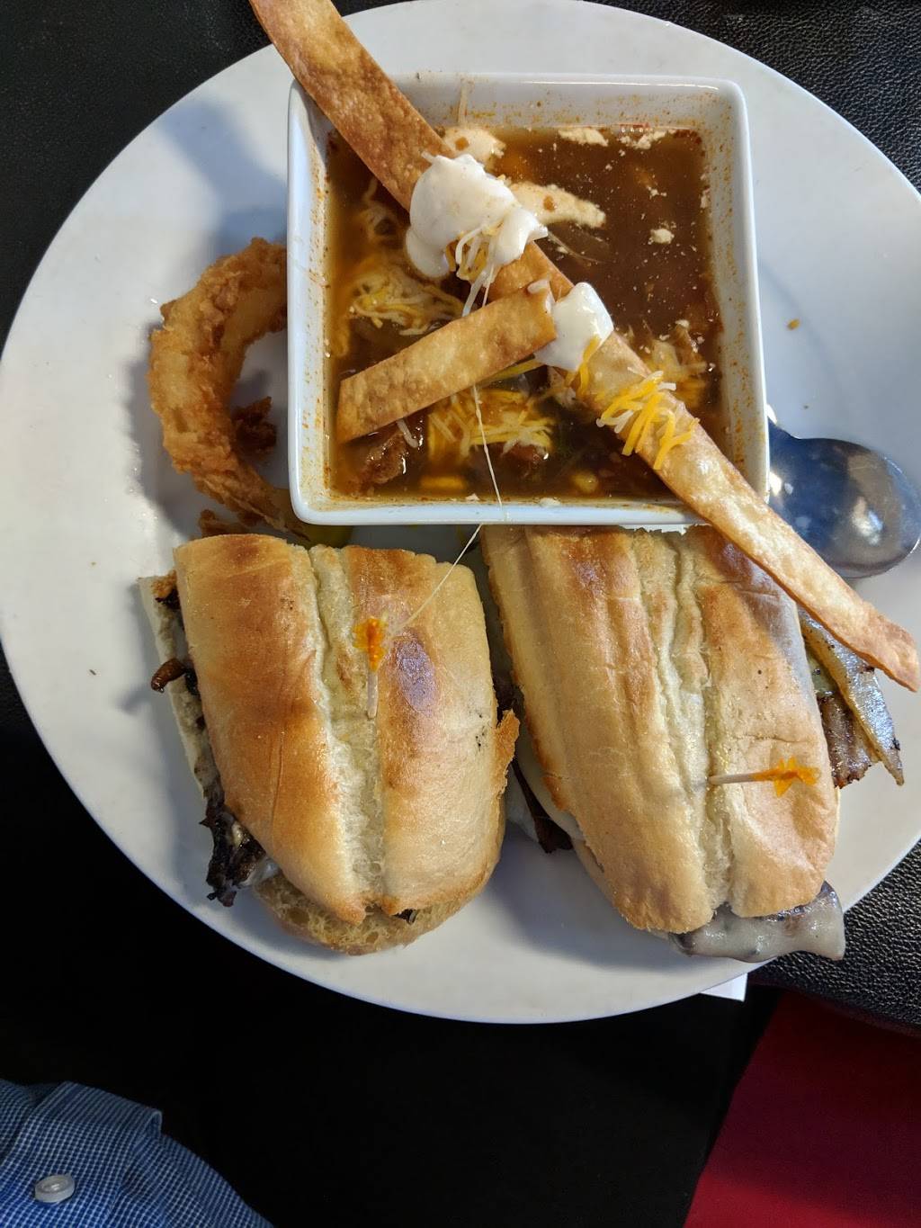 Kickers Takeout | restaurant | 301 Edgefield St, Greenwood, SC 29646, USA | 8649435300 OR +1 864-943-5300