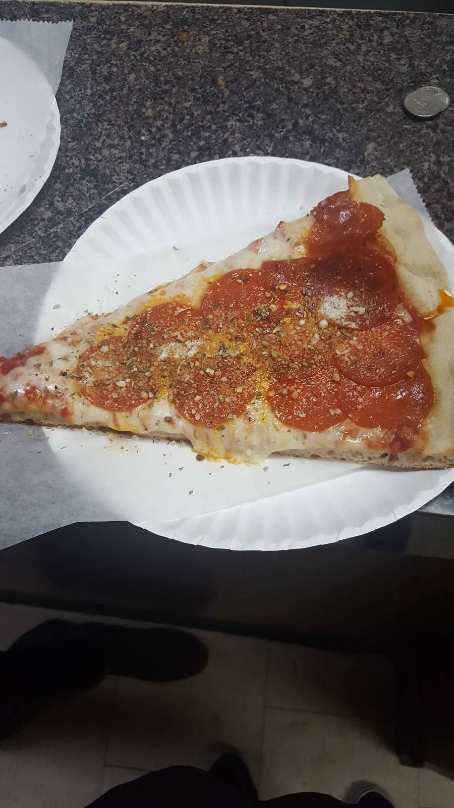 Tonys Pizza Spot | restaurant | 431 Dekalb Ave # A, Brooklyn, NY 11205, USA | 7186226395 OR +1 718-622-6395