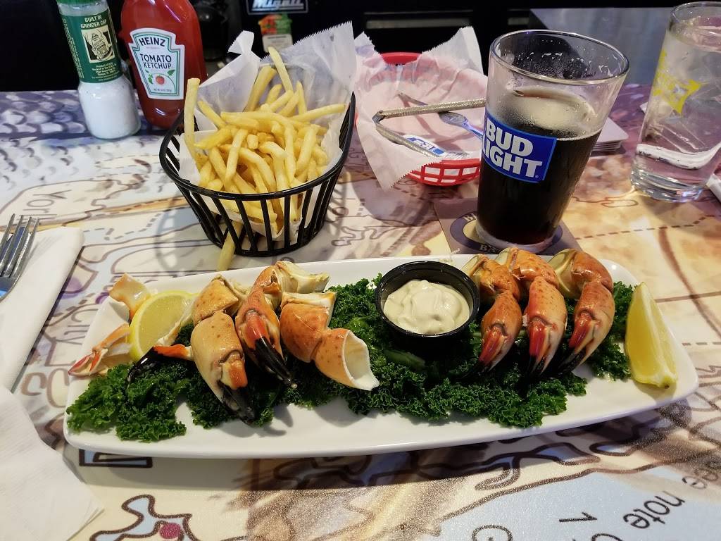 Blue Dog Bar & Grill | restaurant | 4597 Pine Island Rd, Matlacha, FL 33993, USA | 2395584970 OR +1 239-558-4970