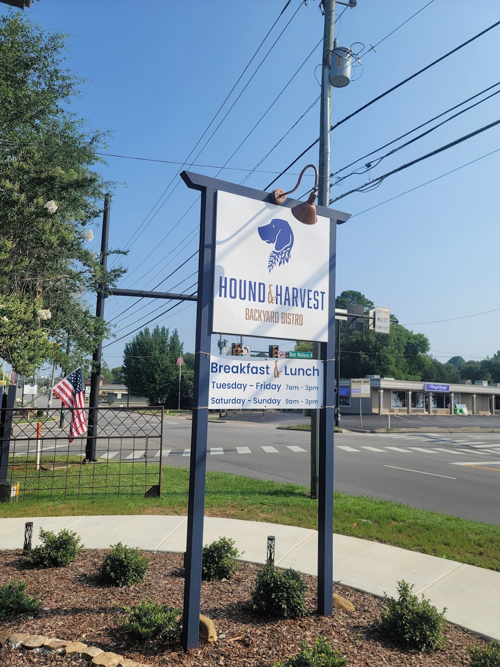 Hound and Harvest | restaurant | 2358 Whitesburg Dr, Huntsville, AL 35801, USA | 2565137473 OR +1 256-513-7473