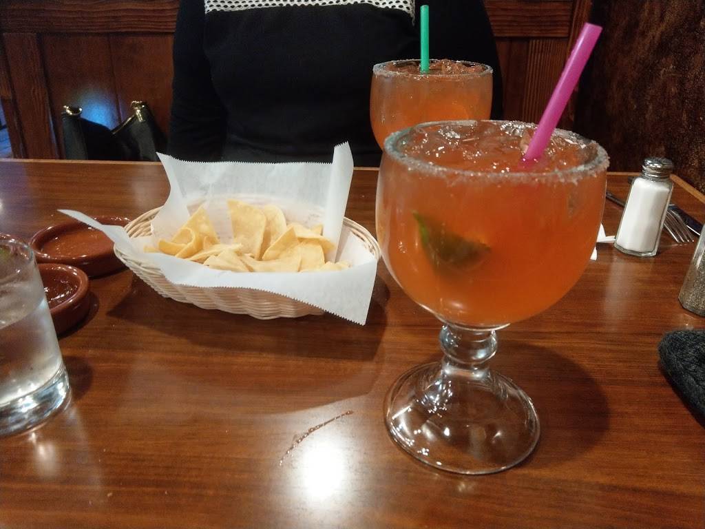 Ambakity Cocina Mexicana | restaurant | 8515 14th Ave S, Seattle, WA 98108, USA | 2062575483 OR +1 206-257-5483