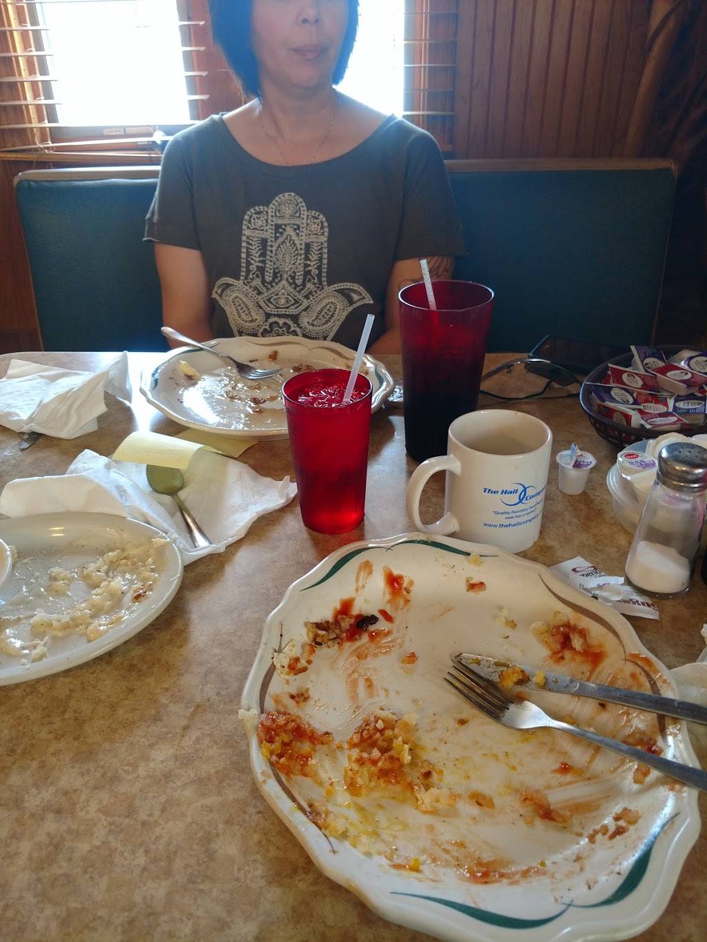 Garys Restaurant | restaurant | 405 S State St, Freeburg, IL 62243, USA | 6185399168 OR +1 618-539-9168