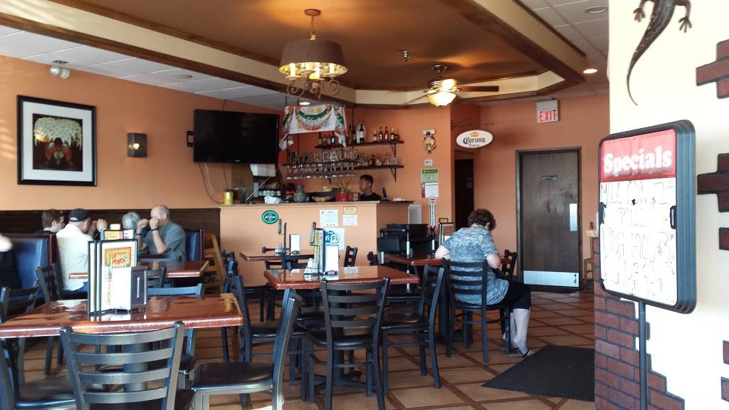 Taqueria La Penca Mexican Restaurant | restaurant | 9265 W Cermak Rd, North Riverside, IL 60546, USA | 7084429011 OR +1 708-442-9011