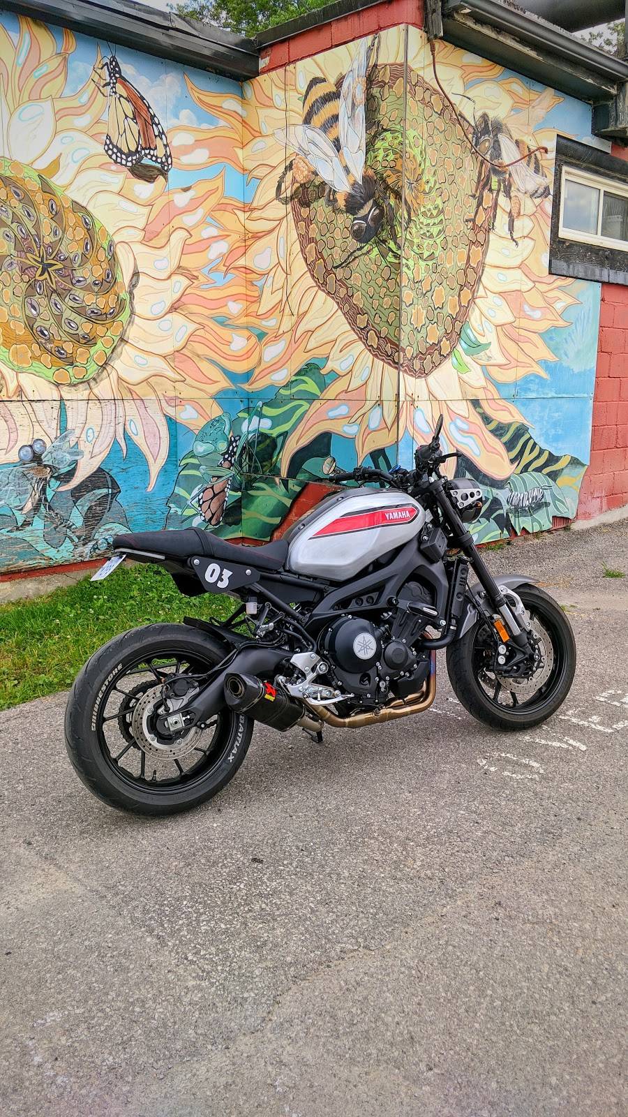 MUDDY WATER HOTEL | restaurant | 25 Main St W, Beeton, ON L0G 1A0, Canada | 9057292693 OR +1 905-729-2693