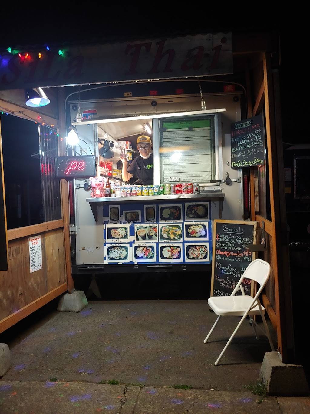 Sila Thai | restaurant | 7538 N Lombard St, Portland, OR 97203, USA | 5037575410 OR +1 503-757-5410