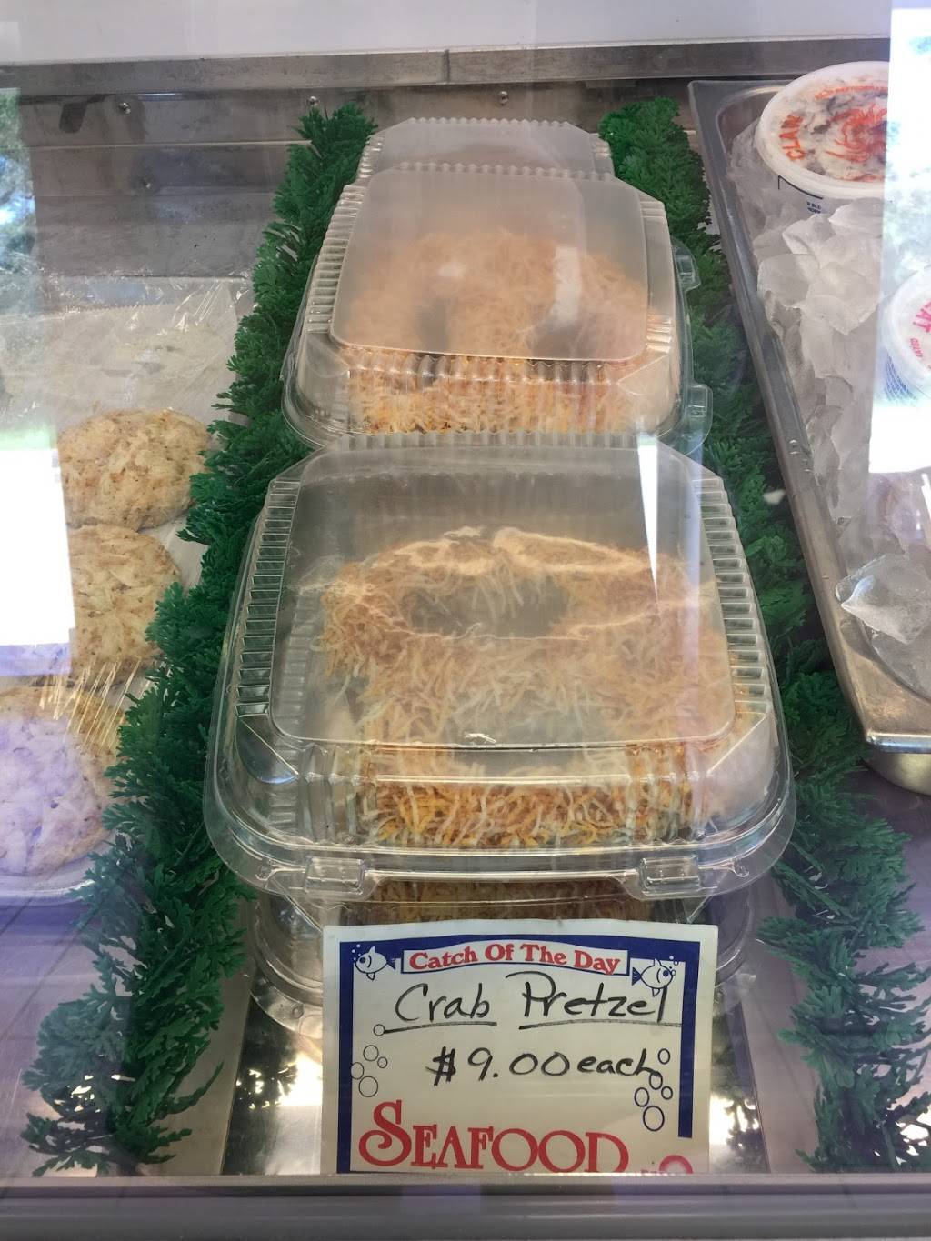 Captain Dicks | restaurant | 5618 Southwestern Blvd, Baltimore, MD 21227, USA | 4102422191 OR +1 410-242-2191