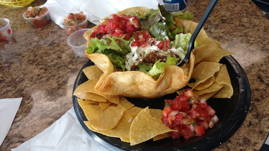 Salsa Fresh Mexican Grill | restaurant | 5910 Duraleigh Rd #131, Raleigh, NC 27612, USA | 9195719111 OR +1 919-571-9111