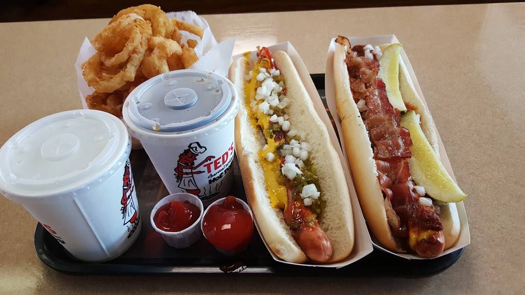 Teds Hot Dogs | restaurant | 2312 Sheridan Dr, Tonawanda, NY 14150, USA | 7168346287 OR +1 716-834-6287