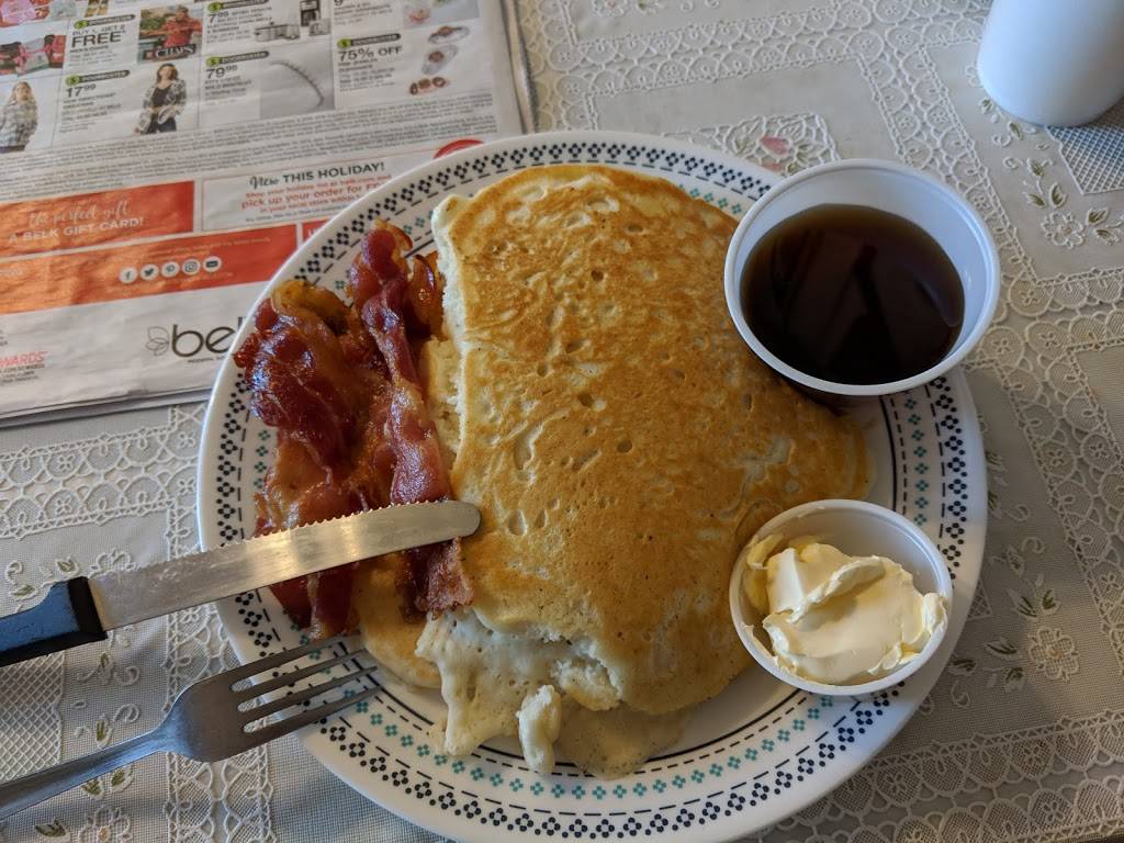 S & B Deli | meal takeaway | 854 Middle Creek Rd, Sevierville, TN 37862, USA | 8653661511 OR +1 865-366-1511