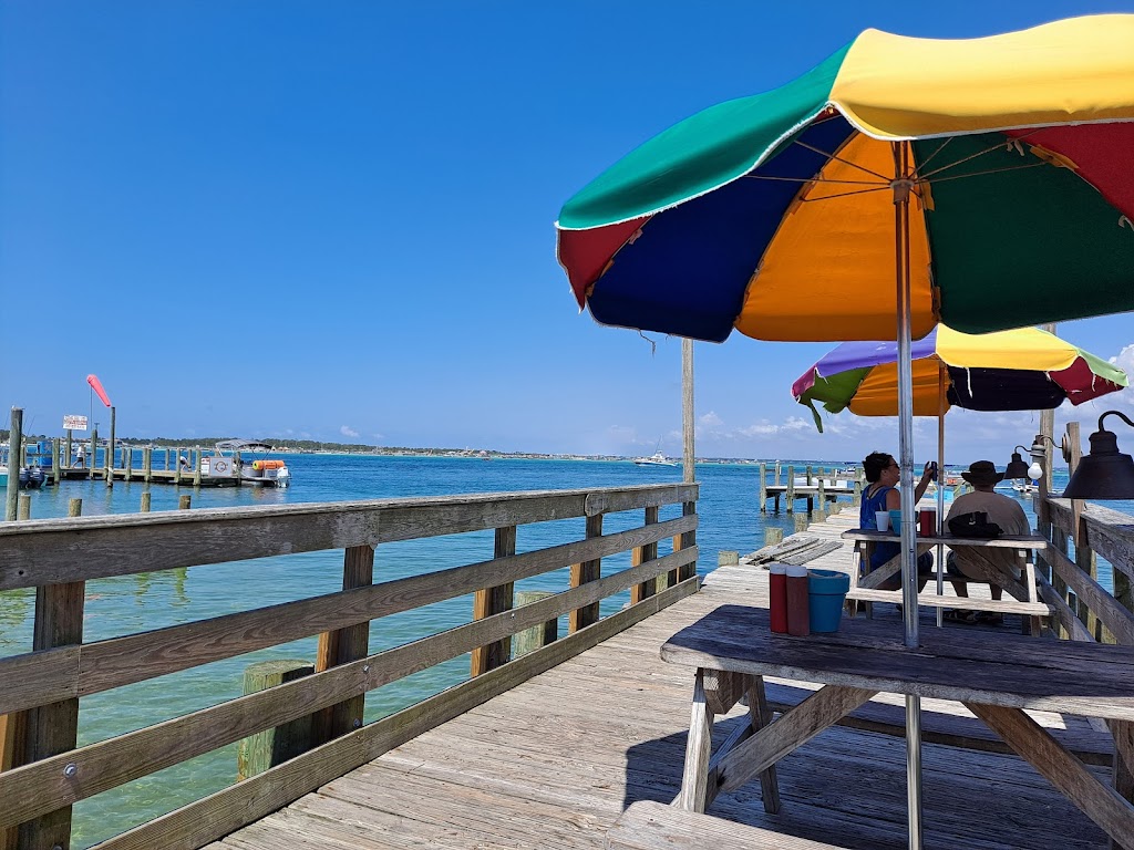 Dewey Destins Seafood Restaurant | restaurant | 9 Calhoun Ave, Destin, FL 32541, USA | 8508377575 OR +1 850-837-7575