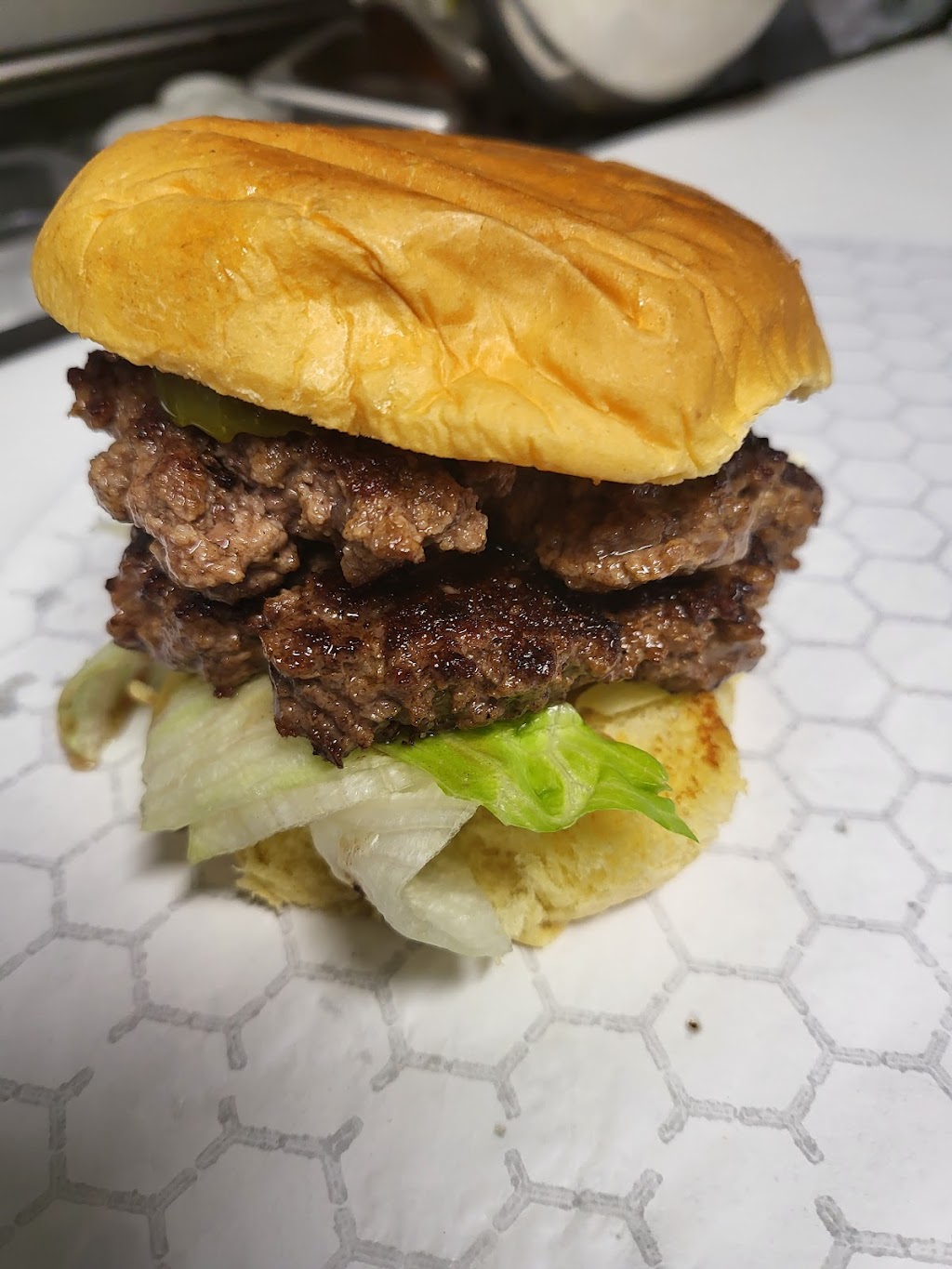 Good Burger Co. ‘Best In Town” | restaurant | 12013 US-290, Austin, TX 78737, USA | 8305103550 OR +1 830-510-3550