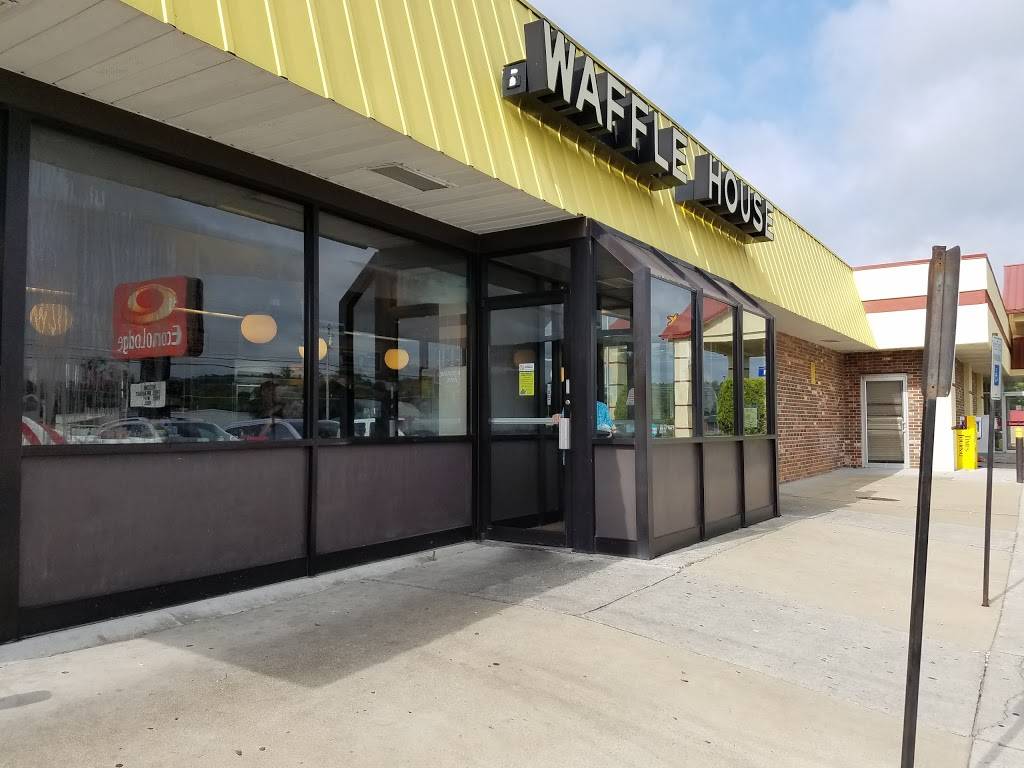 Waffle House | meal takeaway | 1410 Glenn Blvd SW, Fort Payne, AL 35967, USA | 2568457404 OR +1 256-845-7404