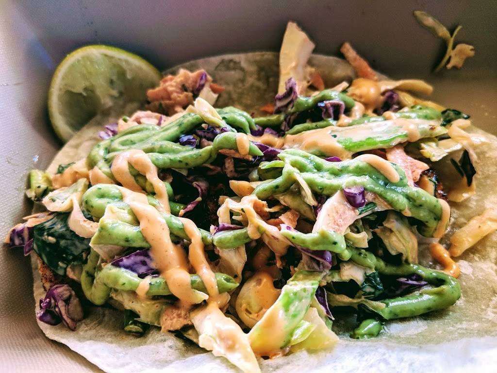 Point Loma Fish Shop | restaurant | 1110 Rosecrans St #100, San Diego, CA 92106, USA | 6197567778 OR +1 619-756-7778