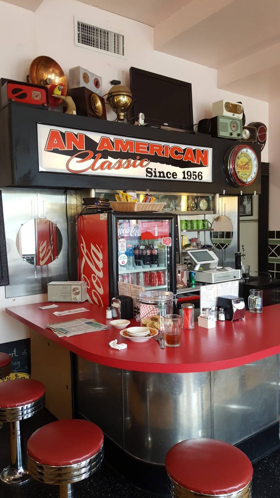 Mugs Up Diner | restaurant | 10921 E Winner Rd, Independence, MO 64052, USA | 8165039550 OR +1 816-503-9550