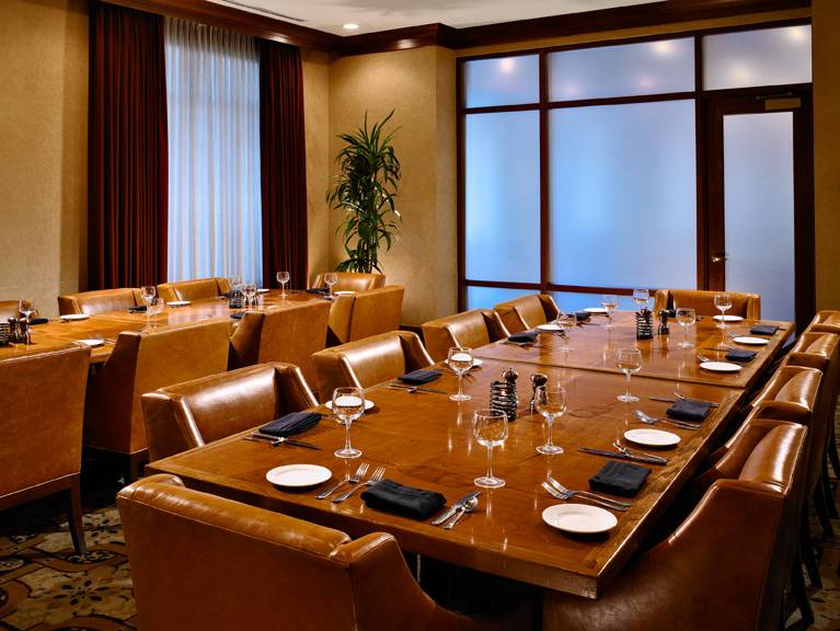 Broad Street Grille | restaurant | 1201 S, Broad St, Chattanooga, TN 37402, USA | 4234243700 OR +1 423-424-3700