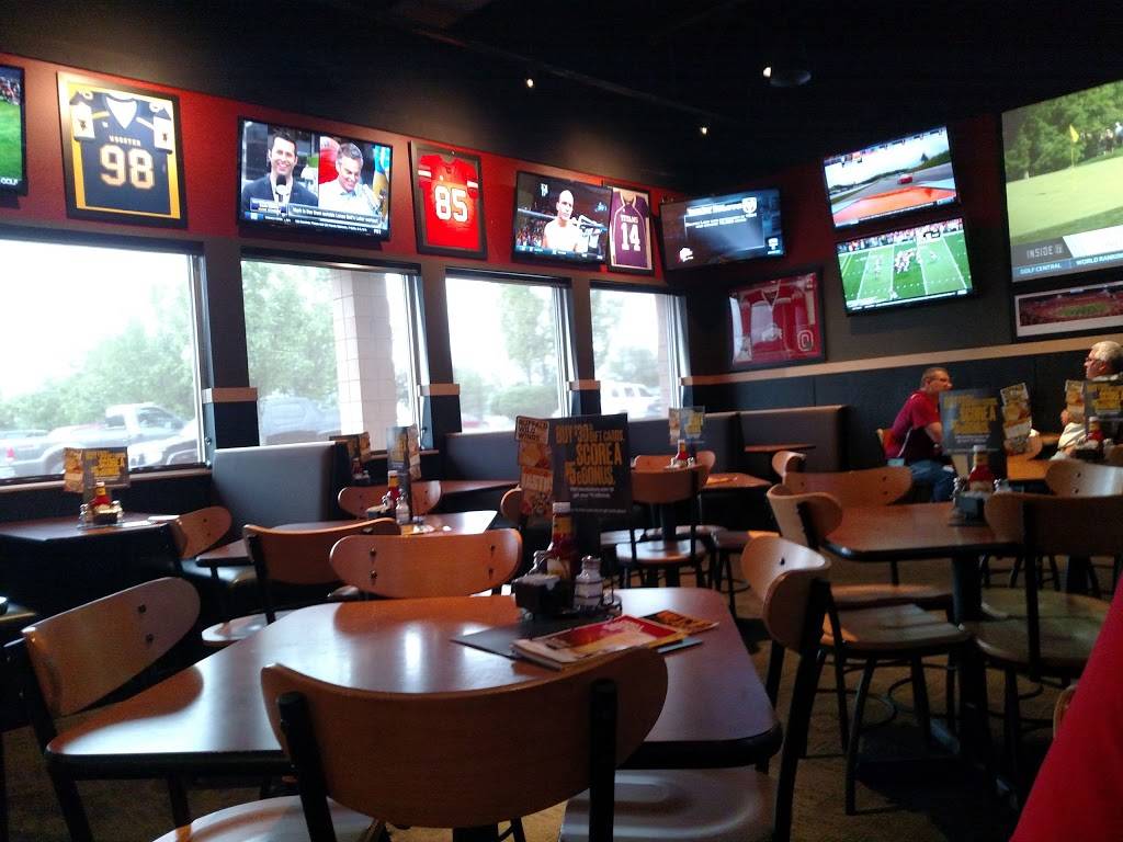 Buffalo Wild Wings | restaurant | 4122 Burbank Rd, Wooster, OH 44691, USA | 3302642299 OR +1 330-264-2299