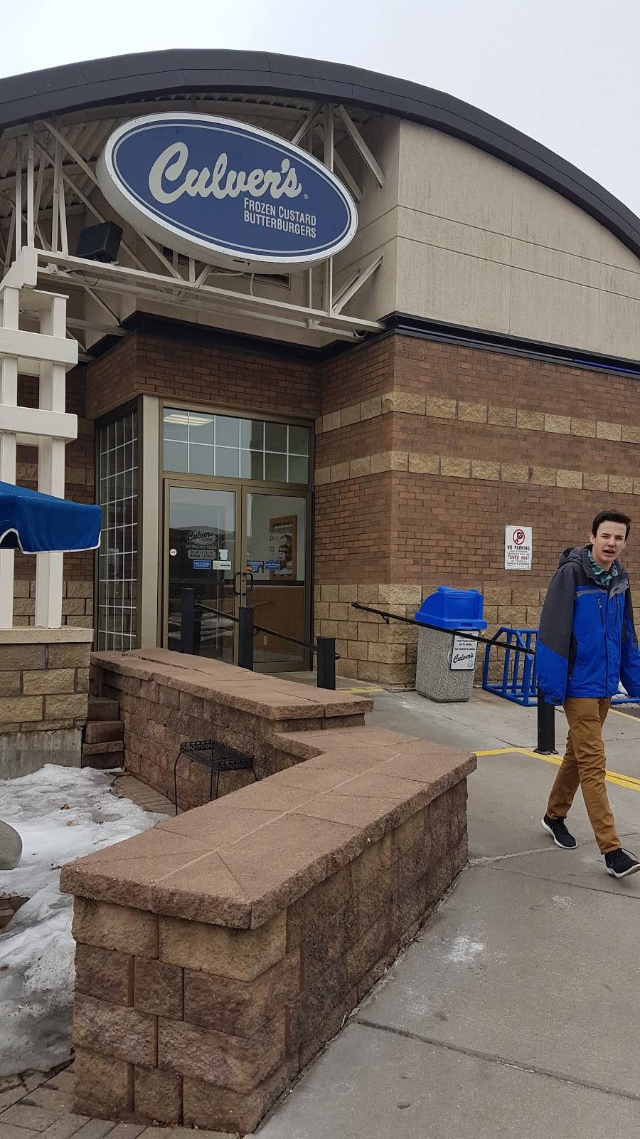 Culvers | restaurant | 920 Prairie Center Dr, Eden Prairie, MN 55344, USA | 9522531081 OR +1 952-253-1081