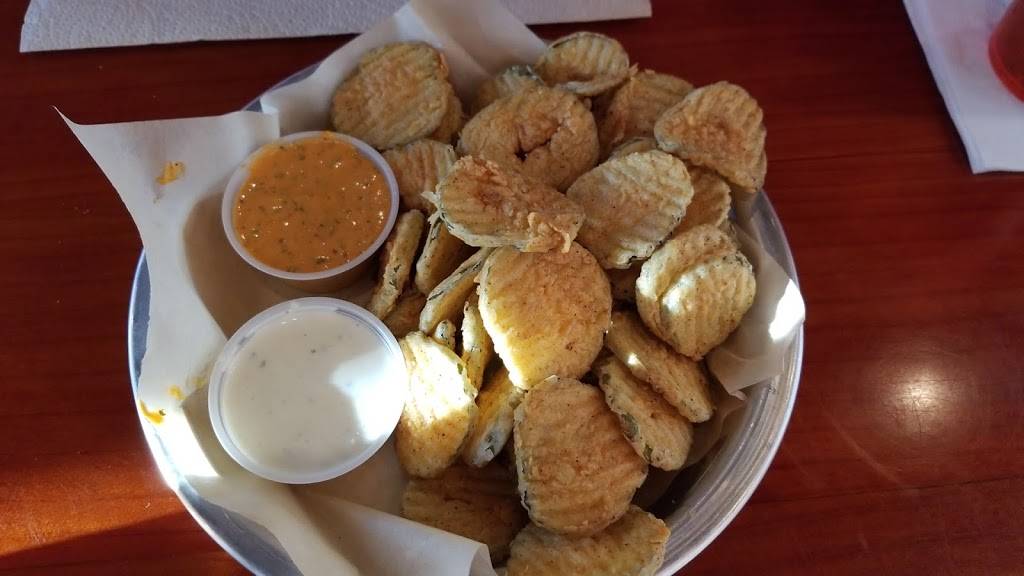 Hooters | restaurant | 125 N Sykes Creek Pkwy, Merritt Island, FL 32953, USA | 3214490752 OR +1 321-449-0752