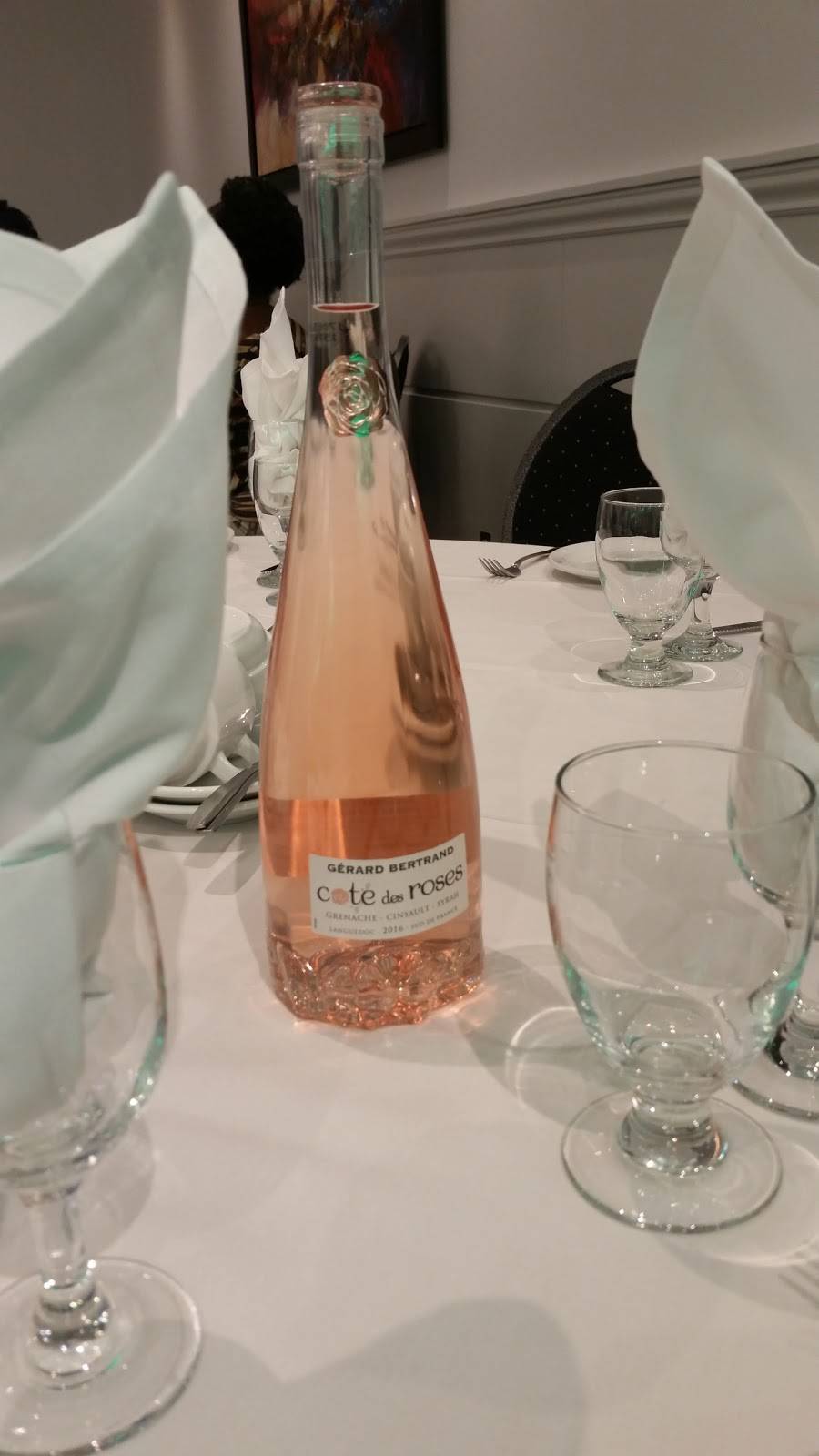 Greek House Restaurant | restaurant | 13081 Boul Gouin O, Pierrefonds, QC H8Z 1X1, Canada | 5146246161 OR +1 514-624-6161