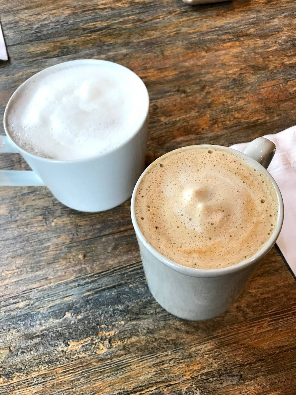 Basimo Beach Cafe on Mandalay Ave | cafe | 483 Mandalay Ave #200, Clearwater Beach, FL 33767, USA | 7272219077 OR +1 727-221-9077