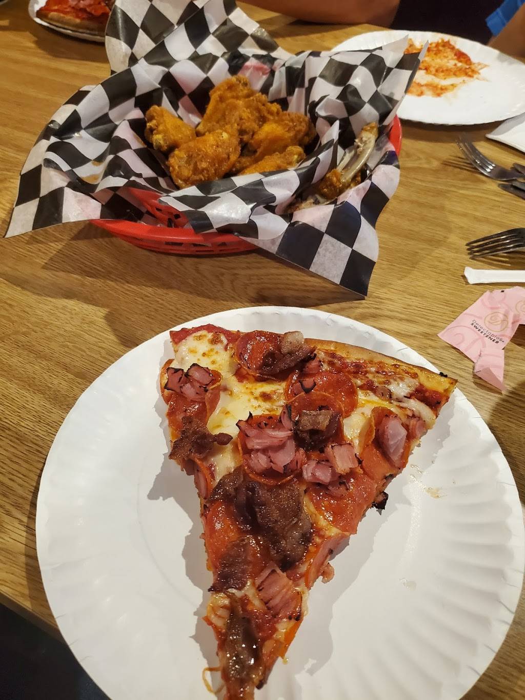 Jubilee Diner | restaurant | 254 Maple St, Friendsville, MD 21531, USA | 3017465252 OR +1 301-746-5252