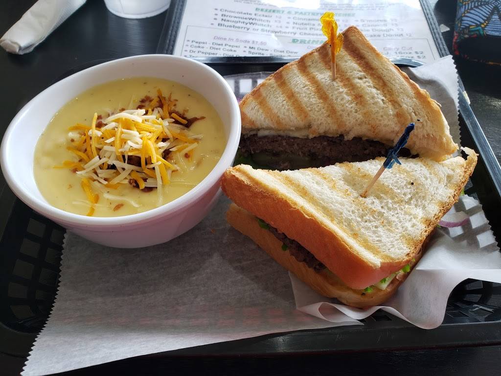 The Waffle Witch | restaurant | 72 E Morgan St, Martinsville, IN 46151, United States | 7655588161 OR +1 765-558-8161