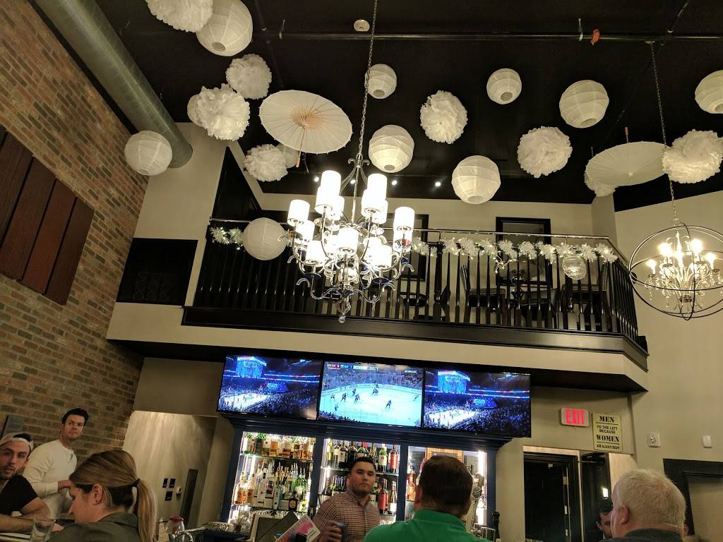 Apres Wine Bar & Bistro | restaurant | 1010 Martin St, Iowa City, IA 52245, USA | 3194991198 OR +1 319-499-1198