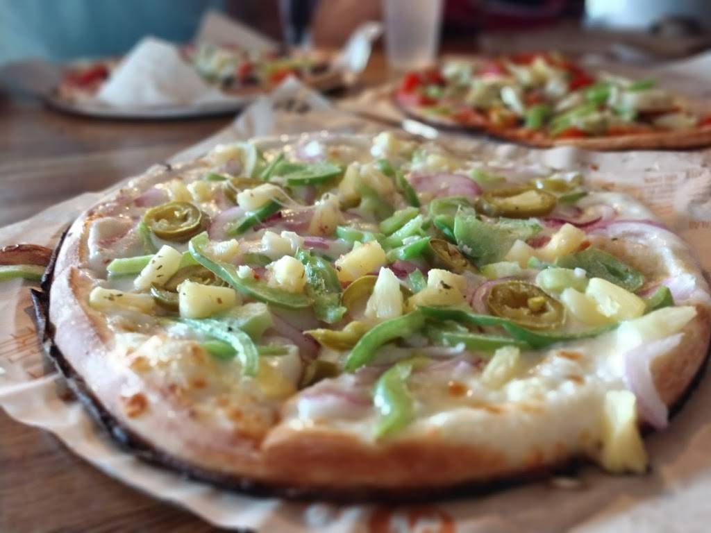 Blaze Pizza | meal takeaway | 2625 Pacific Coast Hwy, Torrance, CA 90505, USA | 3109972771 OR +1 310-997-2771