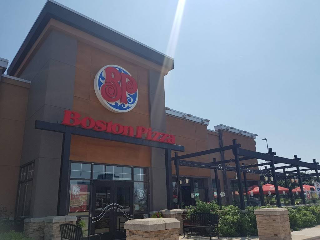 Boston Pizza | restaurant | Centrum Shopping Ctr, 2011 Winston Park Dr, Oakville, ON L6H 6P5, Canada | 9058298370 OR +1 905-829-8370