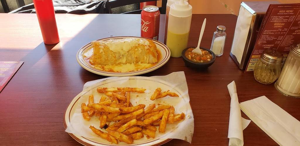 Yolis Tacos | restaurant | 2640 W Chicago Ave, Chicago, IL 60622, USA | 8728024544 OR +1 872-802-4544