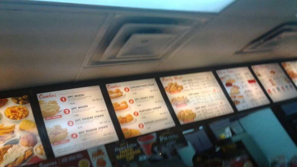 Churchs Chicken | restaurant | 5662 E Lancaster Ave, Fort Worth, TX 76112, USA | 8174516461 OR +1 817-451-6461