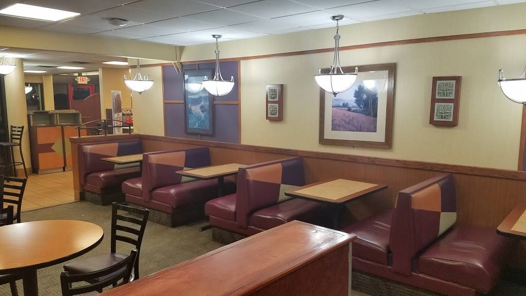 Arbys | restaurant | 3109 White Bear Ave, Maplewood, MN 55109, USA | 6517778152 OR +1 651-777-8152