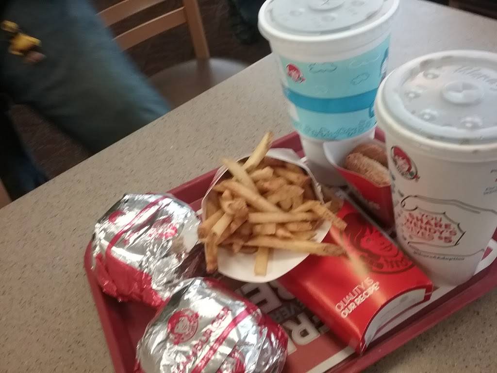 Wendys | restaurant | 5901 Peach St, Erie, PA 16509, USA | 8148682839 OR +1 814-868-2839
