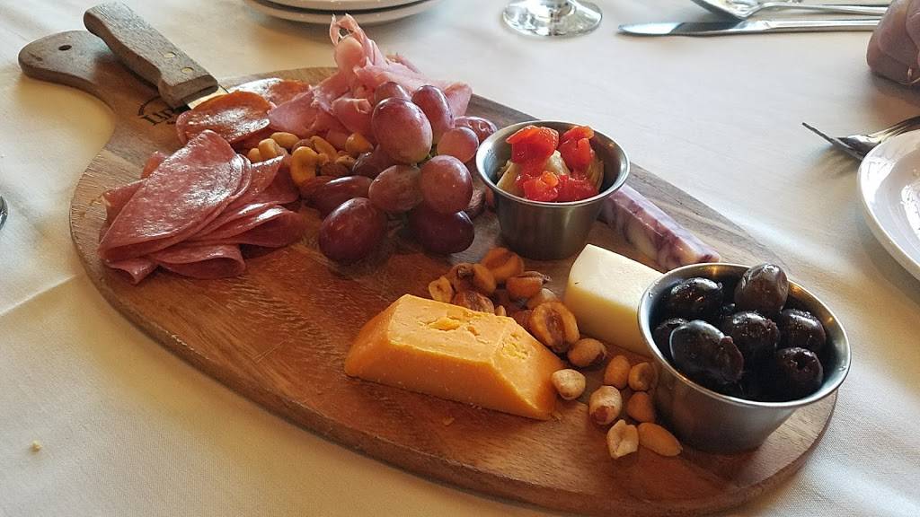 Alessias | Ristorante Italiano | restaurant | 5251 E Brown Rd, Mesa, AZ 85205, USA | 4803962888 OR +1 480-396-2888