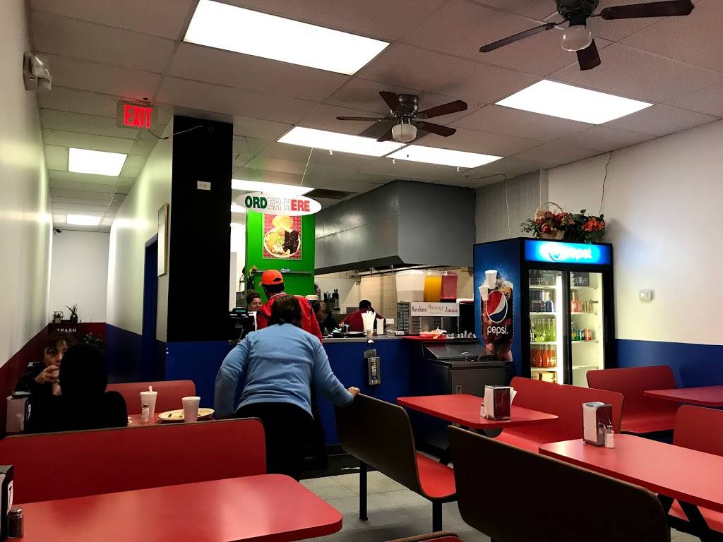 Taco Real & Pupuseria | restaurant | 1029 North Ave, Villa Park, IL 60181, USA | 6306294155 OR +1 630-629-4155