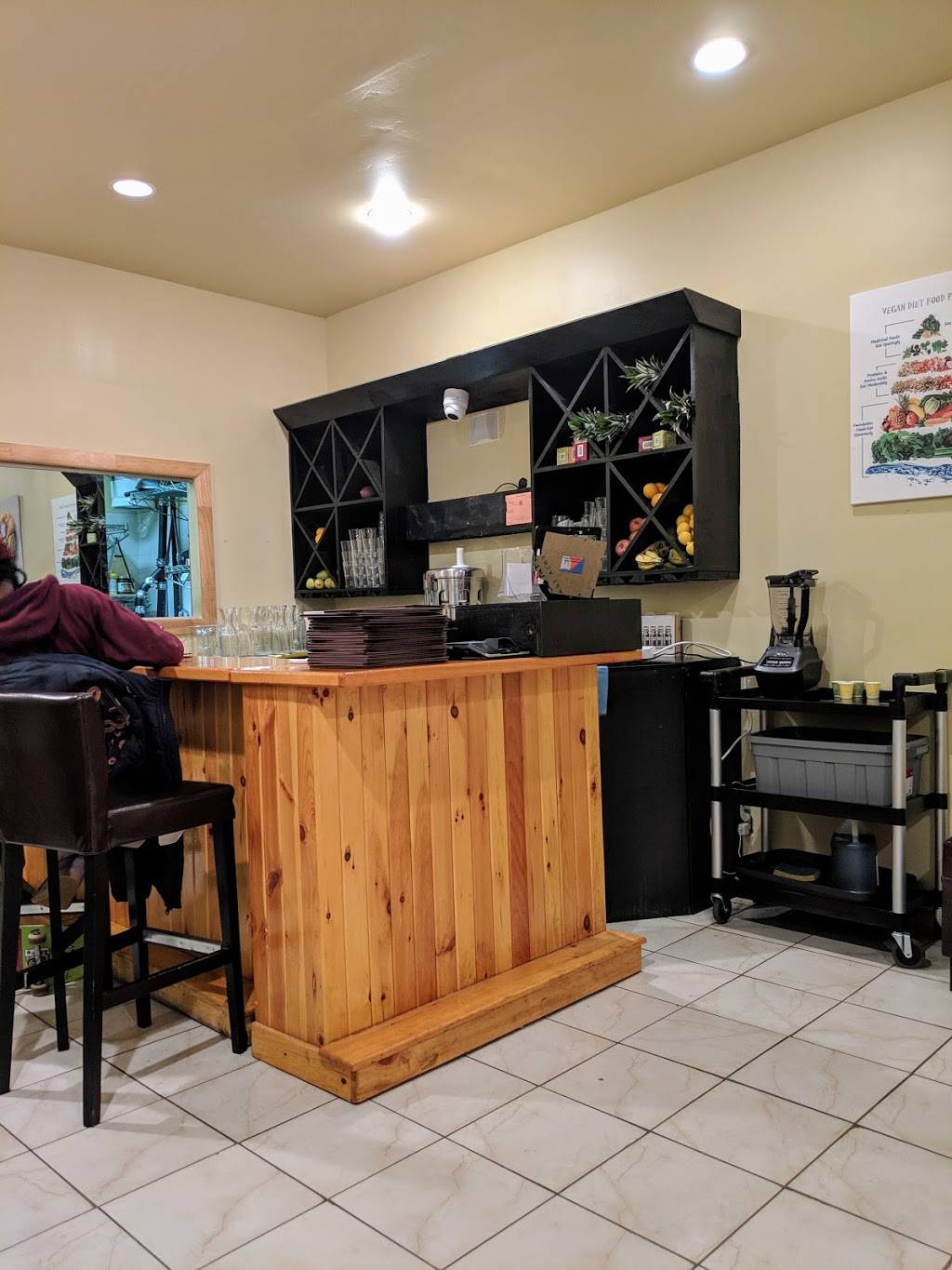 A LIVE KITCHEN | restaurant | 227-16 Merrick Blvd, Laurelton, NY 11413, USA | 7184702587 OR +1 718-470-2587