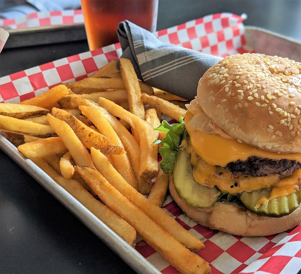 The 5 Spot Sandfly | restaurant | 7360 Skidaway Rd Unit E-1, Savannah, GA 31406, USA | 9129631914 OR +1 912-963-1914